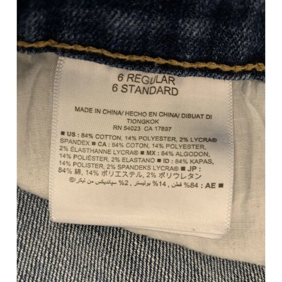 Old Navy Women's Jeans Size 6 Regular Blue Denim Curvy Mid Rise Stretch GUC - Picture 12 of 13